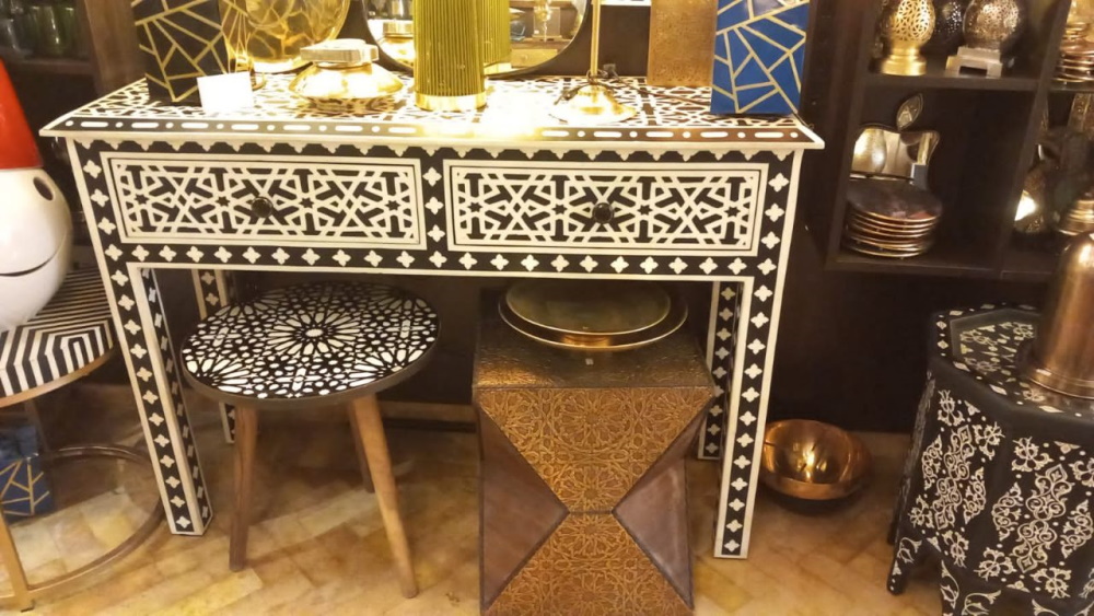 Designing with Moroccan Furniture: Elegance and Culture Unveiled.